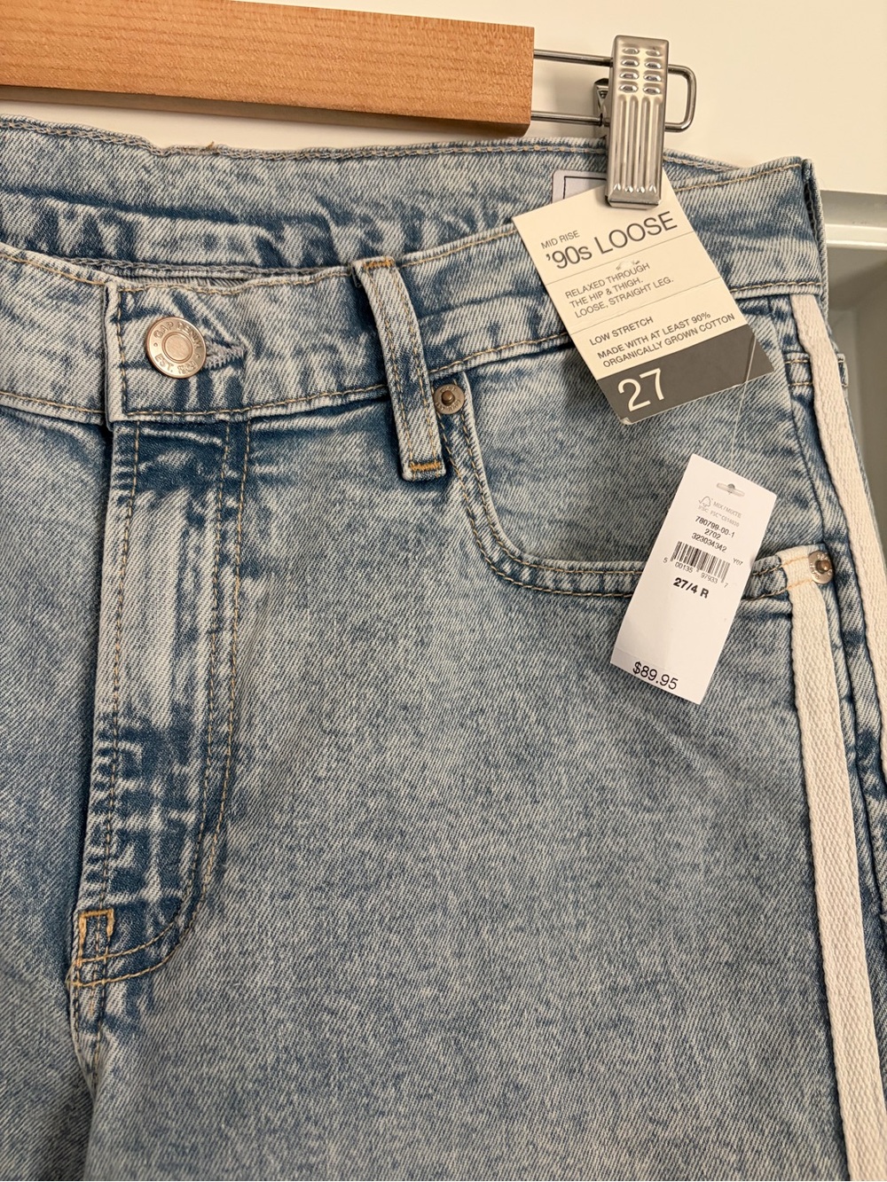GAP 90s Loose Light Wash Straight-Leg Jeans with White Side Stripes - Picture 2 of 3